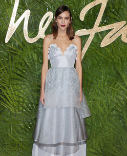 Alexa Chung - Beauty Breakdown from the British Fashion Awards Alexa Chung - Beauty Breakdown from the British Fashion Awards